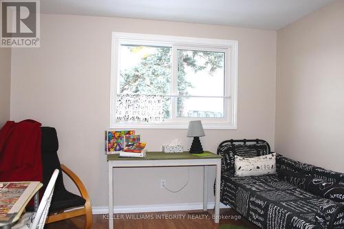 B - 438 Moodie Drive, Ottawa, ON - Indoor Photo Showing Bedroom