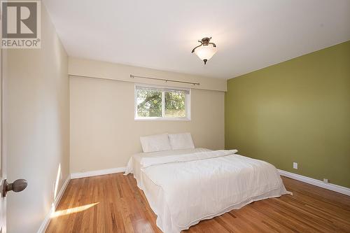 12050 Glenhurst Street, Maple Ridge, BC - Indoor Photo Showing Bedroom