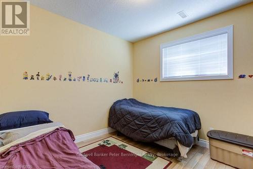 196 Birchwood Avenue, Kincardine, ON - Indoor Photo Showing Bedroom