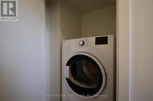 5105 - 55 Charles Street E, Toronto, ON - Indoor Photo Showing Laundry Room