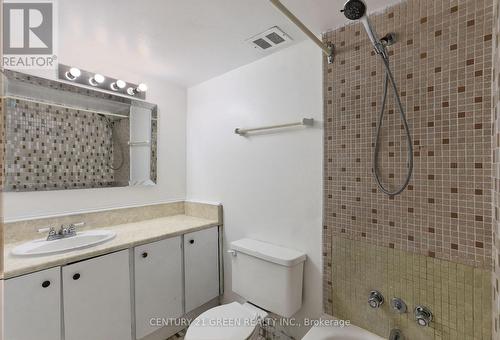 #106 - 360 Ridelle Avenue, Toronto, ON - Indoor Photo Showing Bathroom