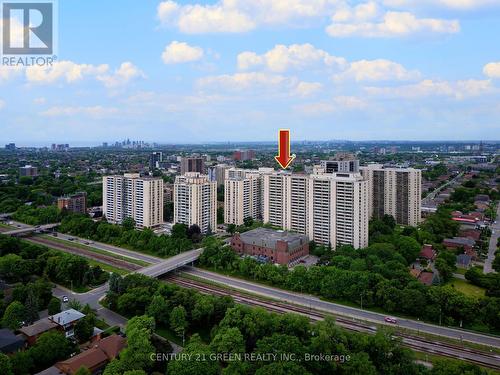 #106 - 360 Ridelle Avenue, Toronto, ON - Outdoor With View