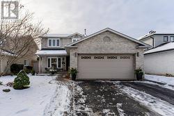 504 MATHEWMAN CRESCENT  Burlington, ON L7L 5T3