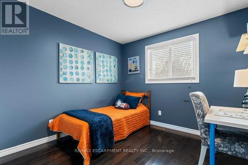 504 Mathewman Crescent, Burlington, ON - Indoor Photo Showing Bedroom