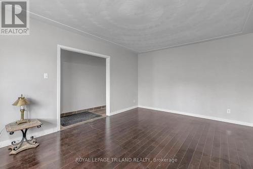 Unit A - 197A Cedarvale Crescent, Waterloo, ON - Indoor Photo Showing Other Room