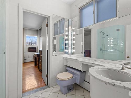 Ensuite bathroom - 1909 Crois. Surrey, Mont-Royal, QC - Indoor Photo Showing Bathroom