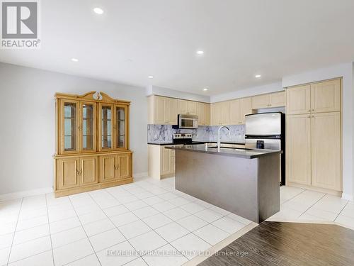 Mainfl - 77 Nobbs Drive, Ajax, ON - Indoor Photo Showing Kitchen