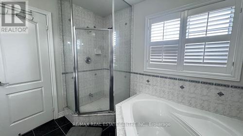 Main - 56 Southlake Boulevard, Brampton, ON - Indoor Photo Showing Bathroom