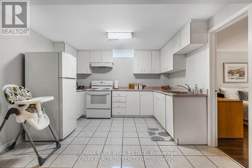 Lower - 115 James Street, Barrie, ON - Indoor Photo Showing Kitchen