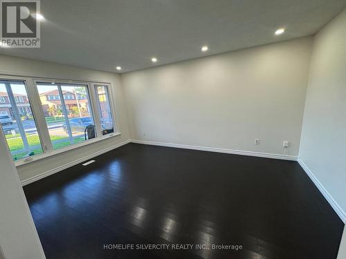 23 Shockley Drive, Toronto, ON - Indoor Photo Showing Other Room