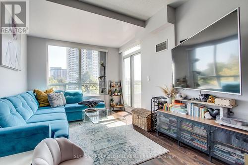 207 - 1359 Rathburn Road E, Mississauga, ON - Indoor Photo Showing Living Room