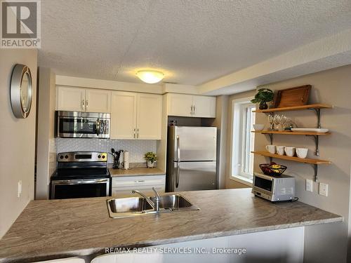 E - 237 Rachel Crescent, Kitchener, ON - Indoor Photo Showing Kitchen With Stainless Steel Kitchen With Double Sink