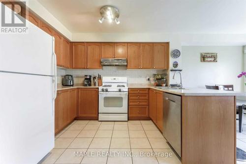 48 Trumpet Valley Boulevard, Brampton, ON - Indoor Photo Showing Kitchen