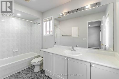 3398 Angel Pass Drive, Mississauga, ON - Indoor Photo Showing Bathroom