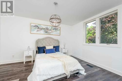 1128 The Grange Side Road, Caledon, ON - Indoor Photo Showing Bedroom