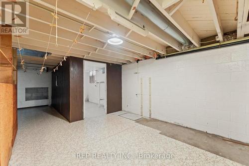 4033 Howard Avenue, Windsor, ON - Indoor Photo Showing Basement