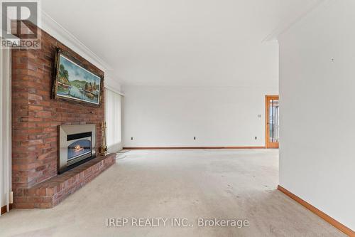 4033 Howard Avenue, Windsor, ON - Indoor With Fireplace