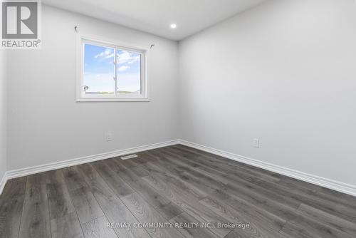 11 Swart Lane, Thorold, ON - Indoor Photo Showing Other Room