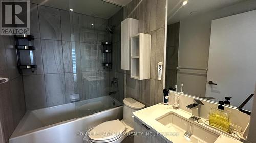 2510 - 195 Redpath Avenue, Toronto, ON - Indoor Photo Showing Bathroom