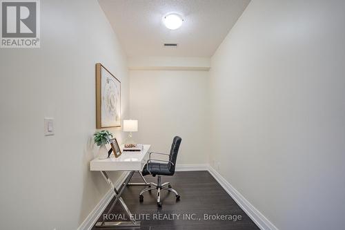 103 - 1060 Sheppard Avenue W, Toronto, ON - Indoor Photo Showing Office