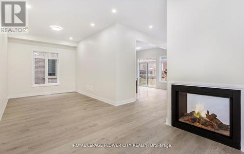 44 Royal Fern Crescent, Caledon, ON - Indoor With Fireplace