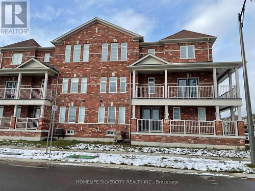 104 Deer Ridge Trail, Caledon, ON - Outdoor With Balcony With Facade