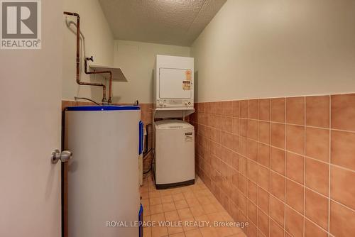 206 - 10 Cooper Street, Cambridge, ON - Indoor Photo Showing Laundry Room