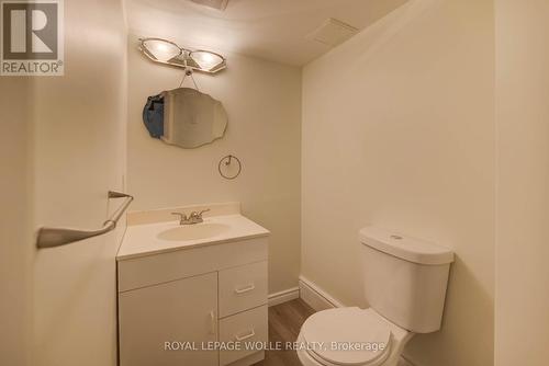 206 - 10 Cooper Street, Cambridge, ON - Indoor Photo Showing Bathroom