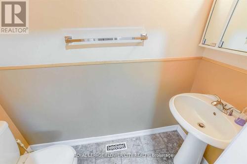 11 Burnhope(Upper Level) Drive, Brampton, ON - Indoor Photo Showing Bathroom