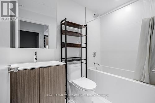 613 - 20 Edward Street, Toronto, ON - Indoor Photo Showing Bathroom