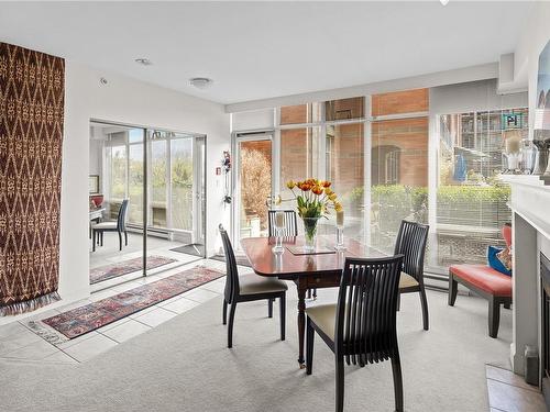 14-21 Dallas Rd, Victoria, BC - Indoor Photo Showing Dining Room