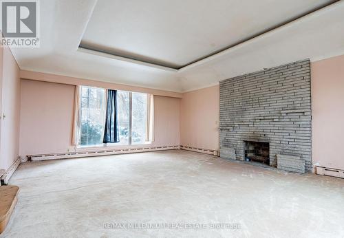 325 West Street, West Lincoln, ON - Indoor With Fireplace