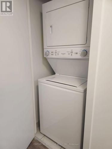 1409 - 1435 Celebration Drive, Pickering, ON - Indoor Photo Showing Laundry Room