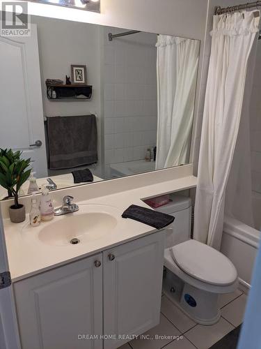 2306 - 1 Elm Drive W, Mississauga, ON - Indoor Photo Showing Bathroom