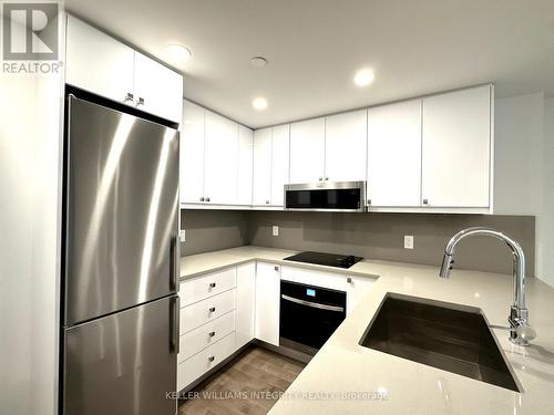 1009 - 180 George Street, Ottawa, ON - Indoor Photo Showing Kitchen