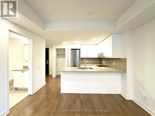 1009 - 180 George Street, Ottawa, ON - Indoor Photo Showing Kitchen