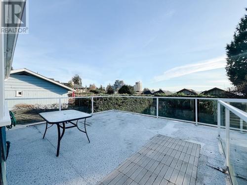 2354 Haywood Street, West Vancouver, BC - Outdoor