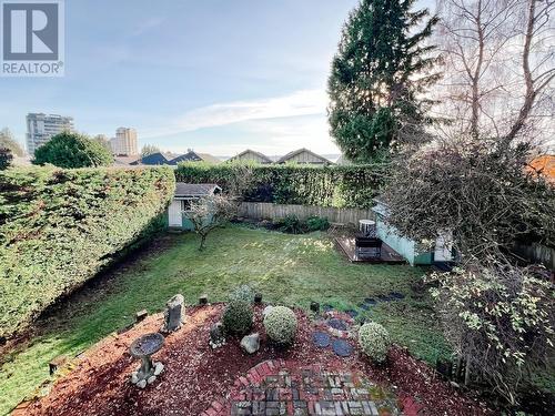 2354 Haywood Street, West Vancouver, BC - Outdoor