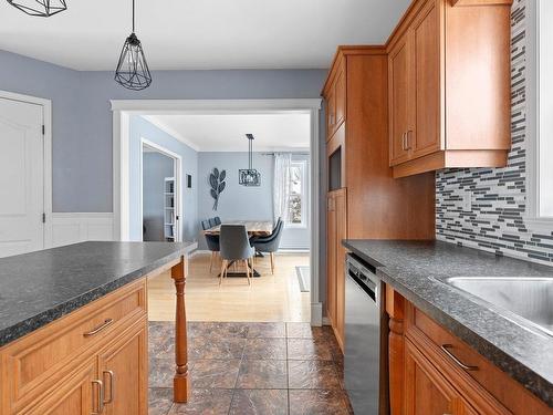 Kitchen - 1068 Rue De L'Eldorado, Québec (La Haute-Saint-Charles), QC - Indoor Photo Showing Kitchen