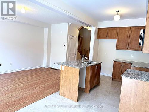 10 Prudhoe Terrace Terrace, Barrie, ON - Indoor Photo Showing Kitchen With Double Sink