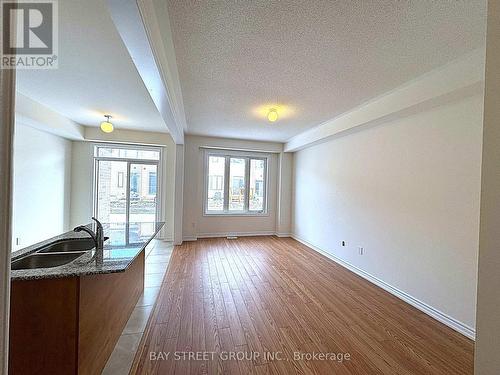 10 Prudhoe Terrace Terrace, Barrie, ON - Indoor Photo Showing Other Room