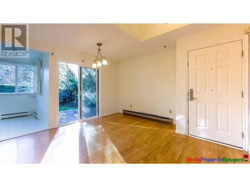 7326 Elk Valley Place, Vancouver, BC - Indoor Photo Showing Other Room