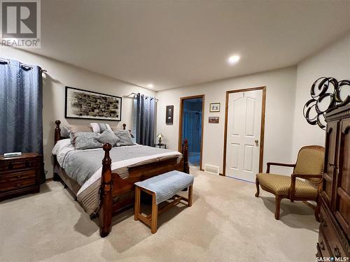 511 Stillwell Crescent, Swift Current, SK - Indoor Photo Showing Bedroom