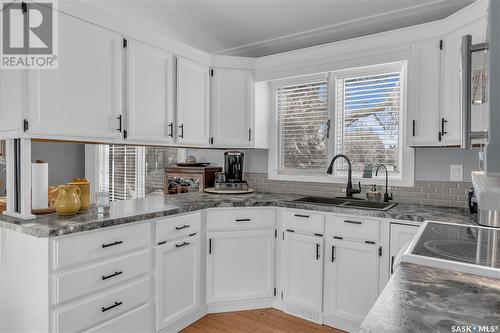 19 Matheson Crescent, Regina, SK - Indoor Photo Showing Kitchen With Double Sink