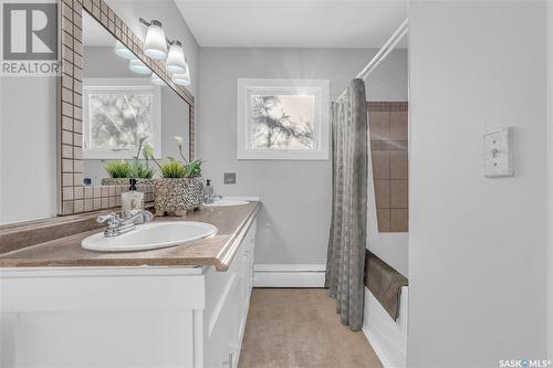 19 Matheson Crescent, Regina, SK - Indoor Photo Showing Bathroom