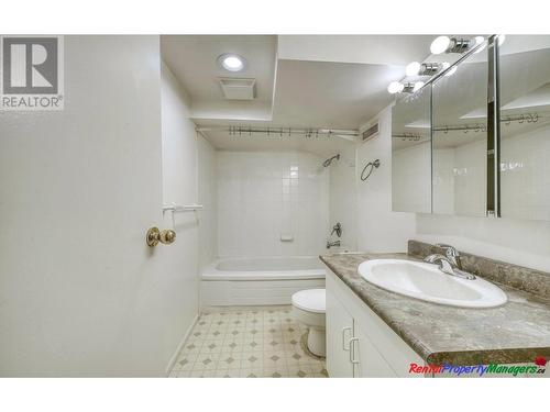 Basement-3541 16Th W Vancouver Avenue, Vancouver, BC - Indoor Photo Showing Bathroom