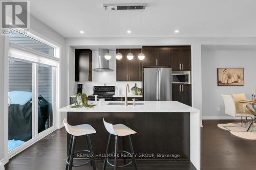 406 Allee Premiere Lane, Clarence-Rockland, ON - Indoor Photo Showing Kitchen