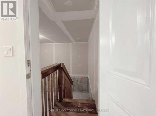 11 Elkington Crescent, Whitby, ON - Indoor Photo Showing Other Room