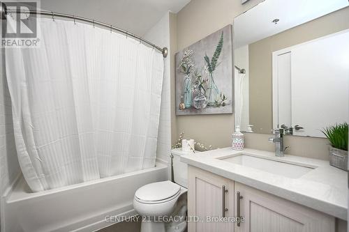 212 - 2486 Old Bronte Road, Oakville, ON - Indoor Photo Showing Bathroom