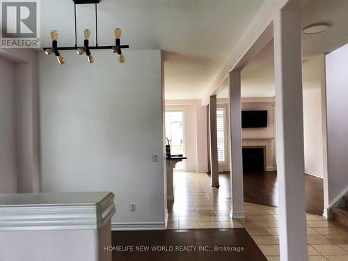 7820 Coulson Crescent, Niagara Falls, ON - Indoor Photo Showing Other Room With Fireplace